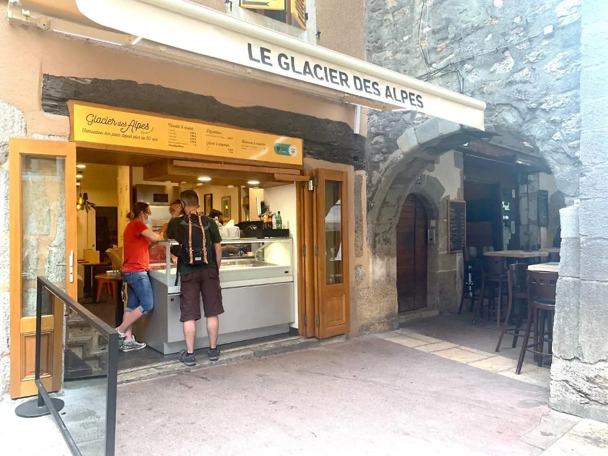 Loveroom Muse Old Town Jacuzzi Annecy Vieille Ville 아파트