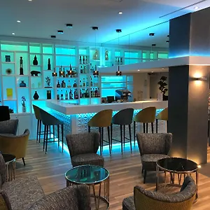Otel Western Carlton, Annecy