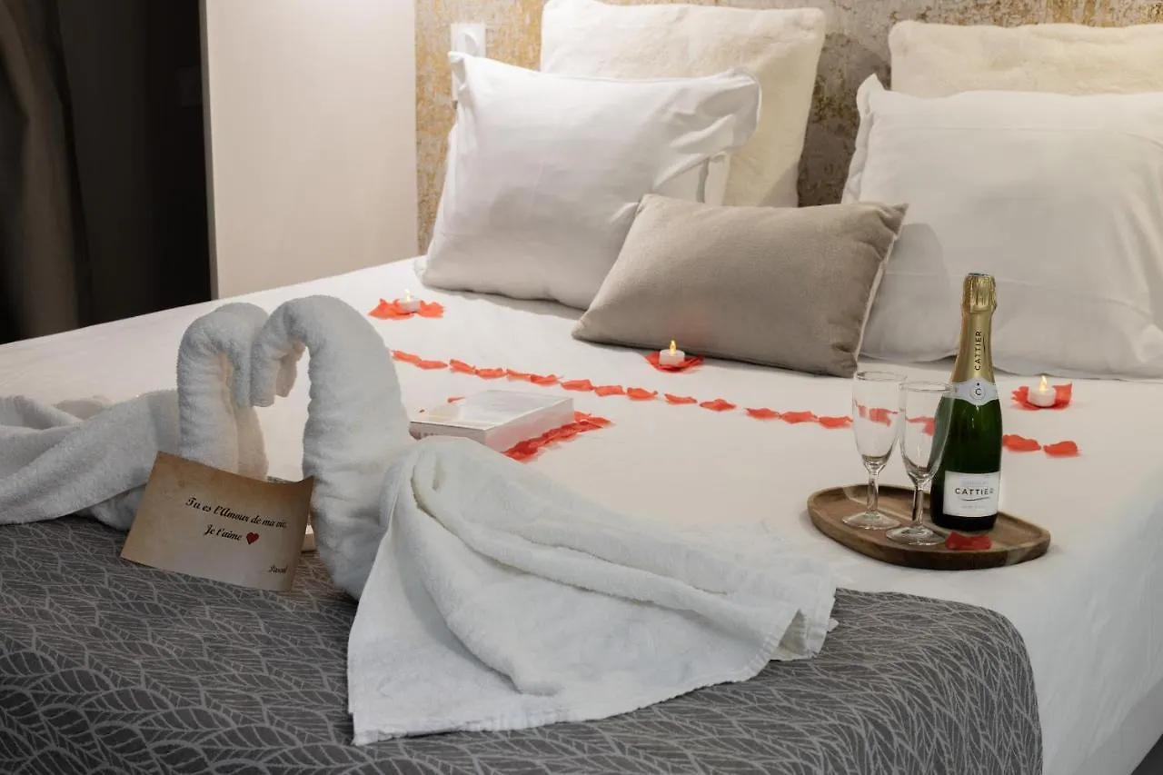 Apartment Loveroom Muse Old Town Jacuzzi Annecy Vieille Ville France