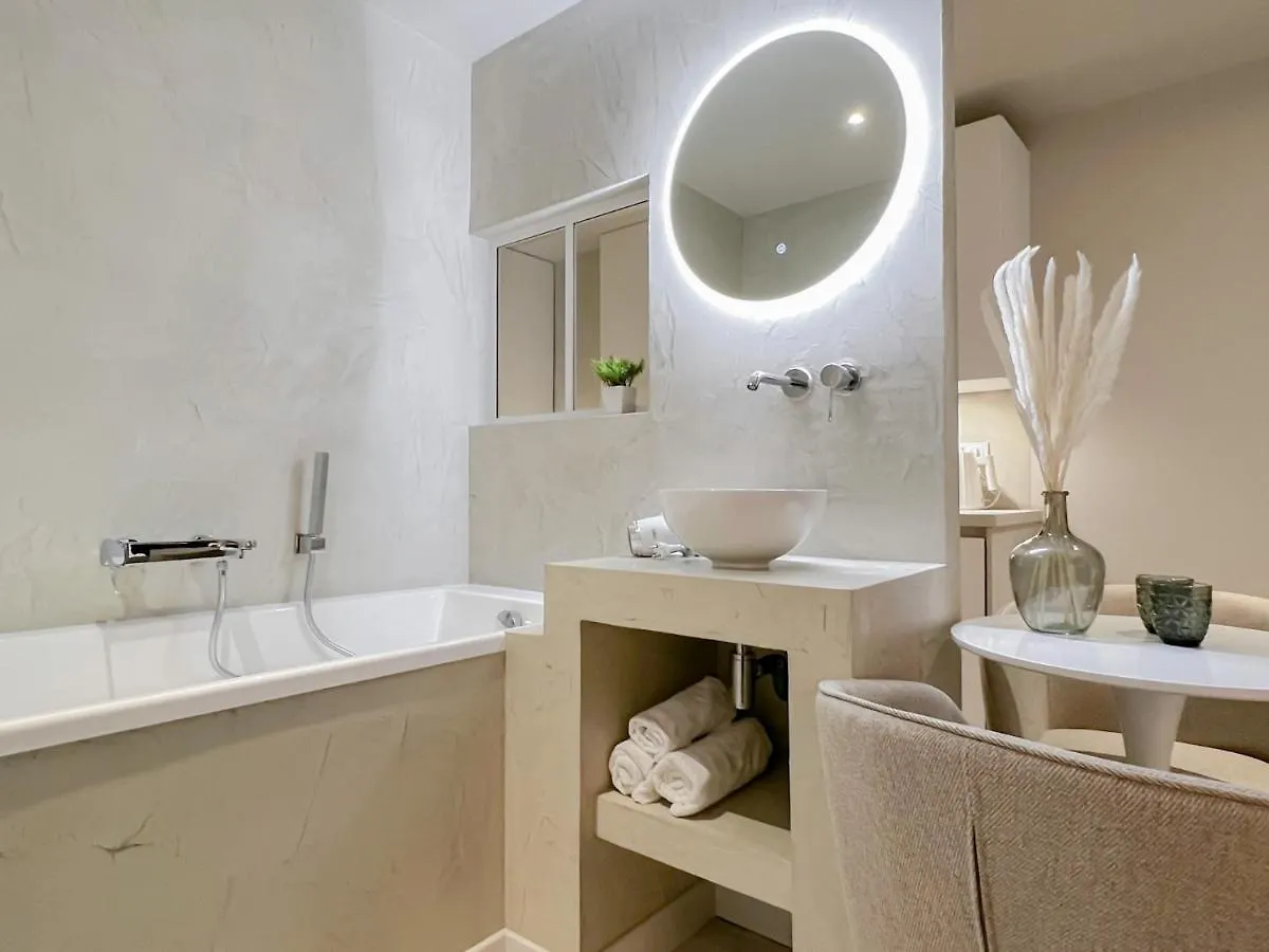 Loveroom Muse Old Town Jacuzzi Annecy Vieille Ville Apartment